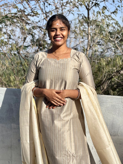 CD2P06 – Golden Glow Raw Silk 2-Piece Set