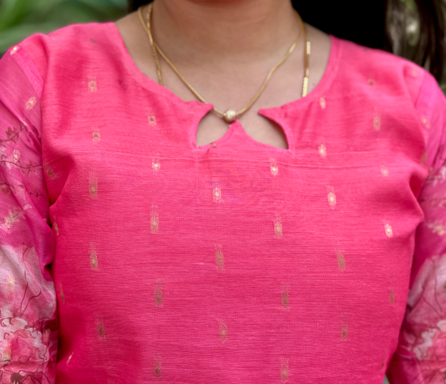 CD2P04 – Rosé Chanderi Silk Kurti Set