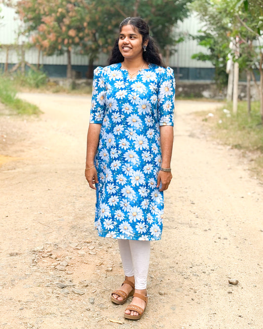 CD008 – Chic Daisy Delight Cambric Cotton Kurti