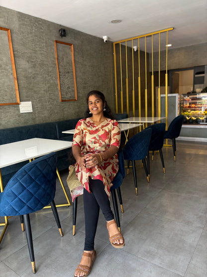 CD028 – Elegant Beige-Red Shimmer Silk Kurti