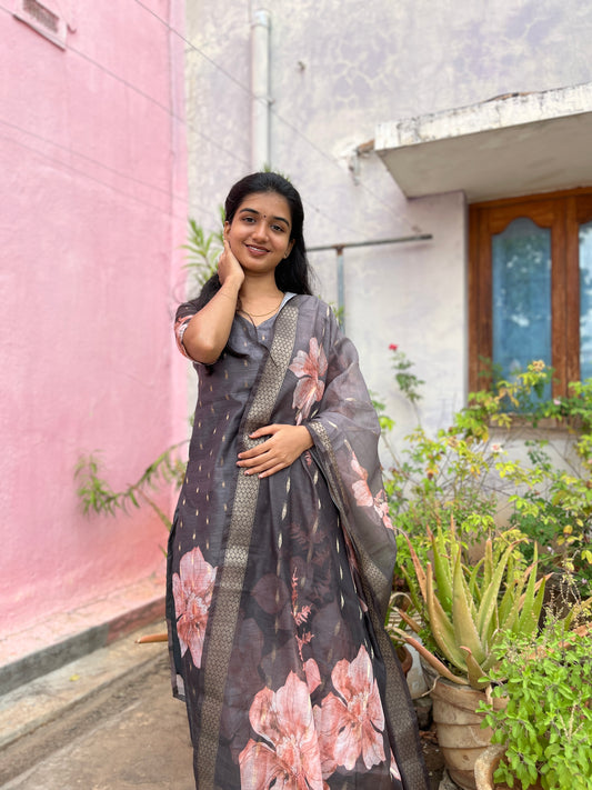 CD2P01 – Regal Rose Chanderi Silk Kurti Set