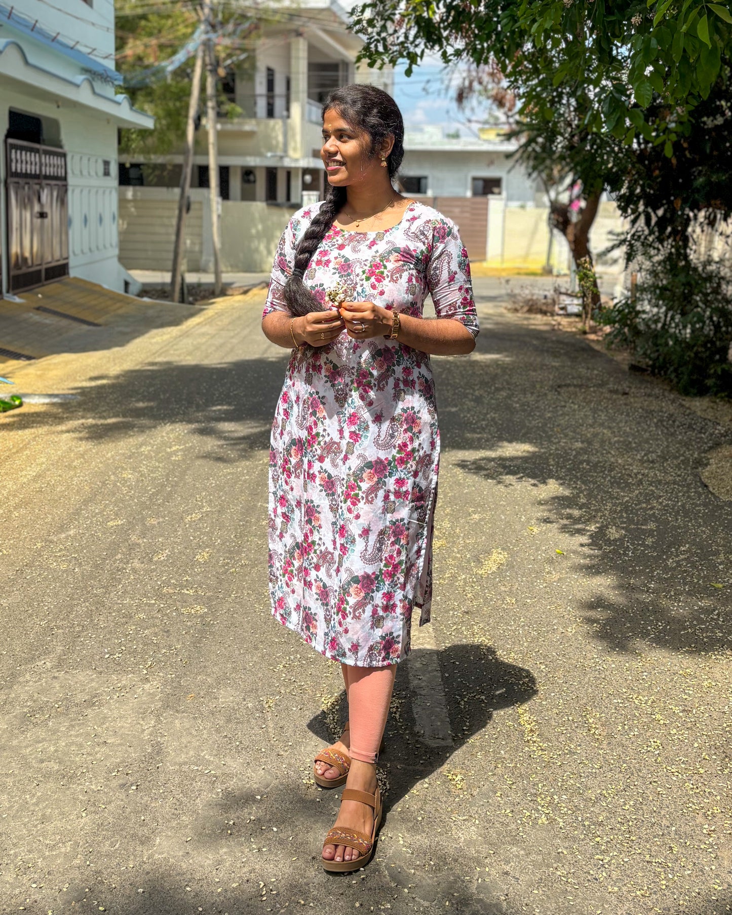 CD020 – Floral Cambric Cotton Kurti