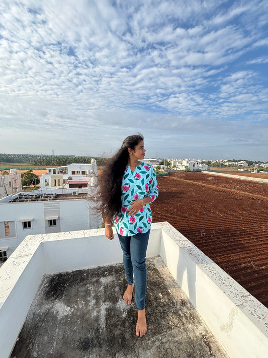 CDS005 – Aqua Blossom Cambric Top